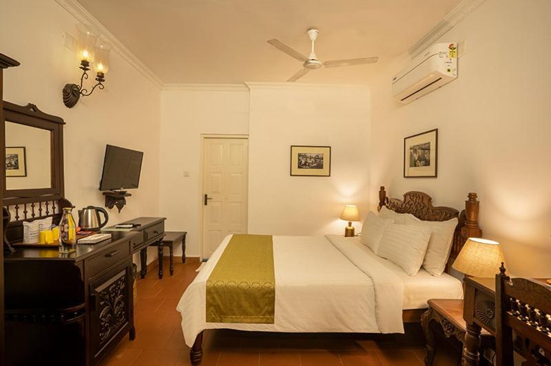 Mai House Heritage Hotel Fort Kochi Bagian luar foto