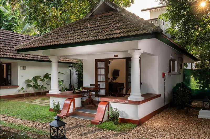 Mai House Heritage Hotel Fort Kochi Bagian luar foto